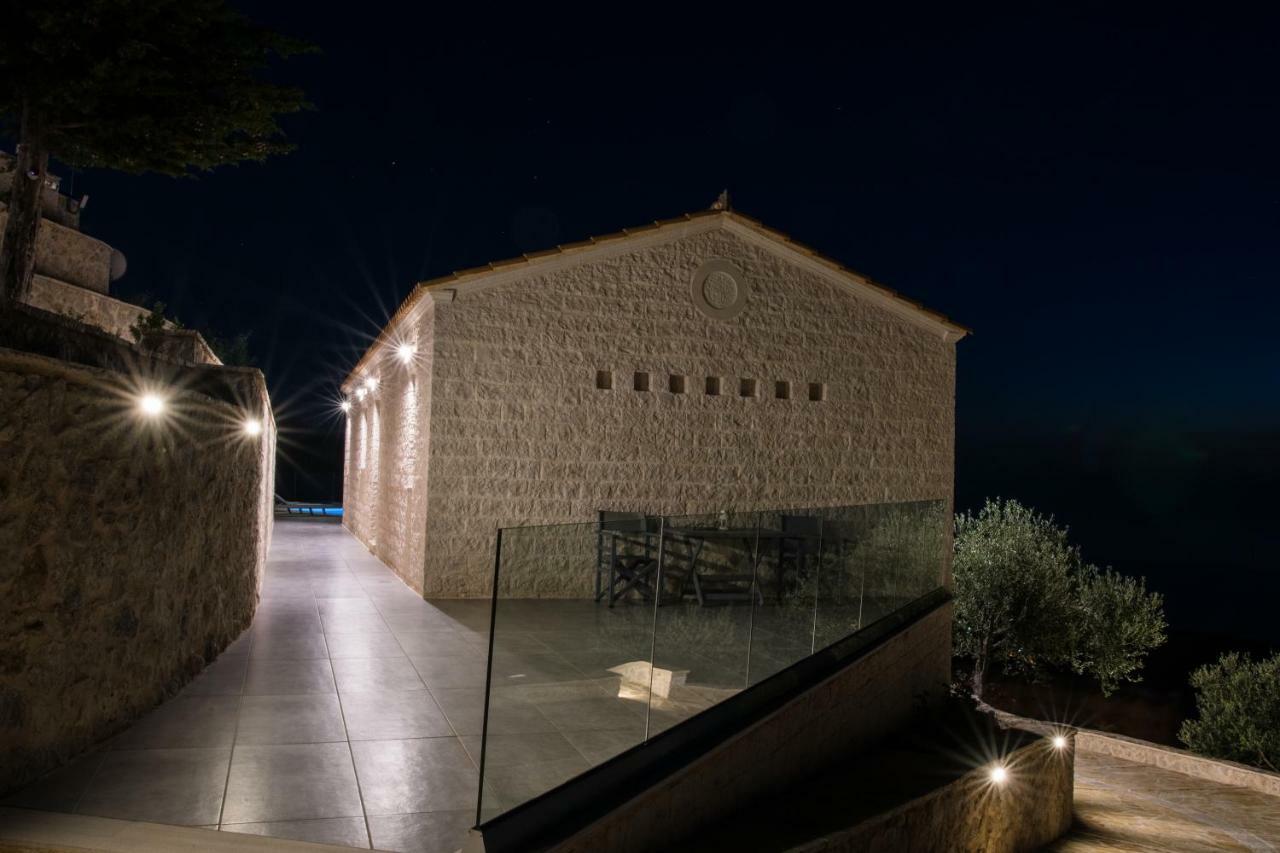 Kampaki Stone Houses อาโยส นิกีตัส ภายนอก รูปภาพ